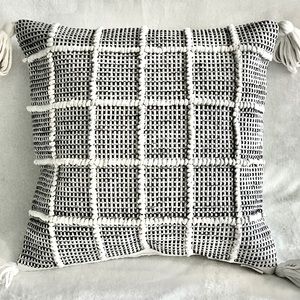 New 18x18 Jersey Weave boho throw pillow